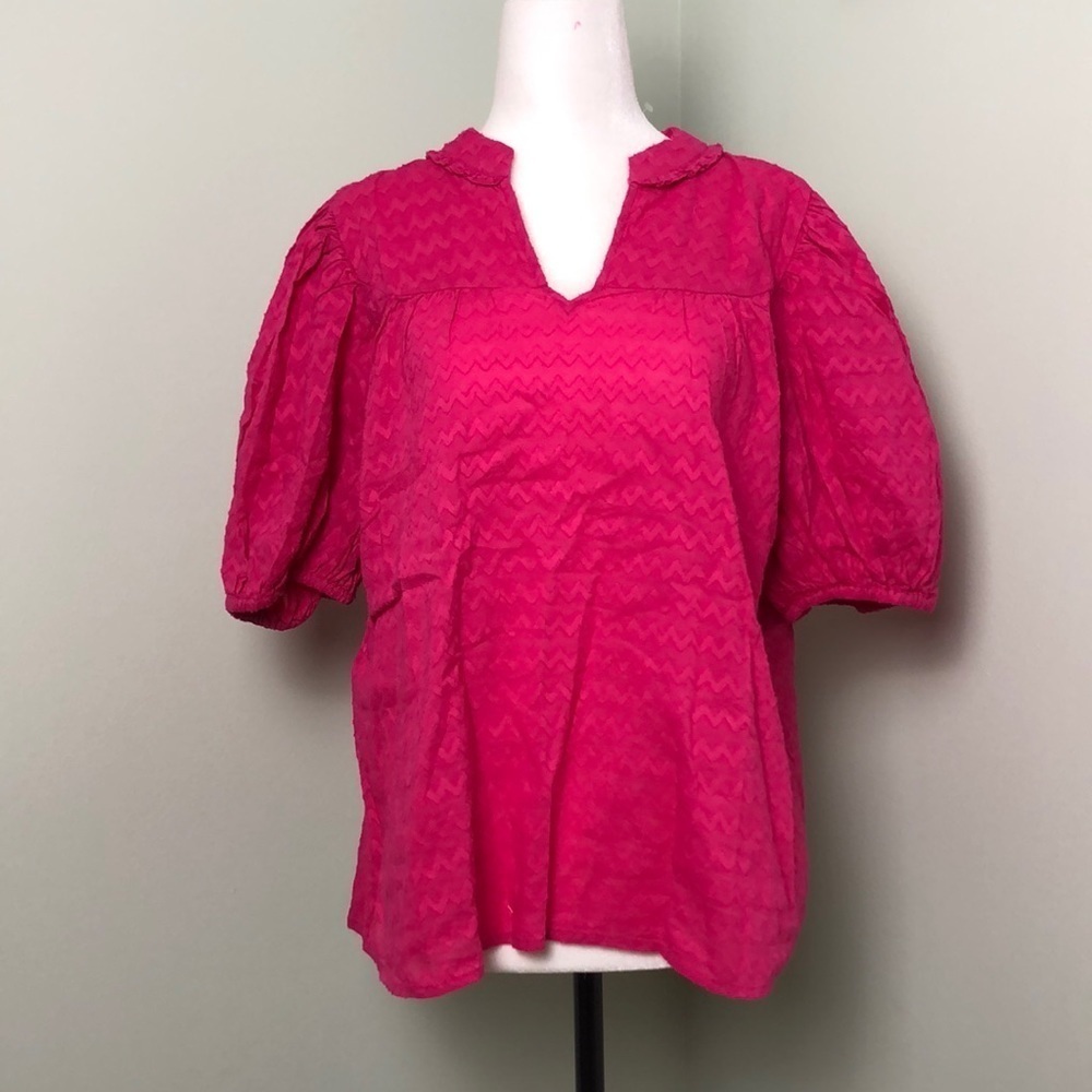 💙 L 💙 NWT Anthro Peasant Blouse Textured Zigzag Puff Sleeves